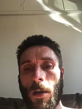 pezzerb7 online show from 25, 6, 2026