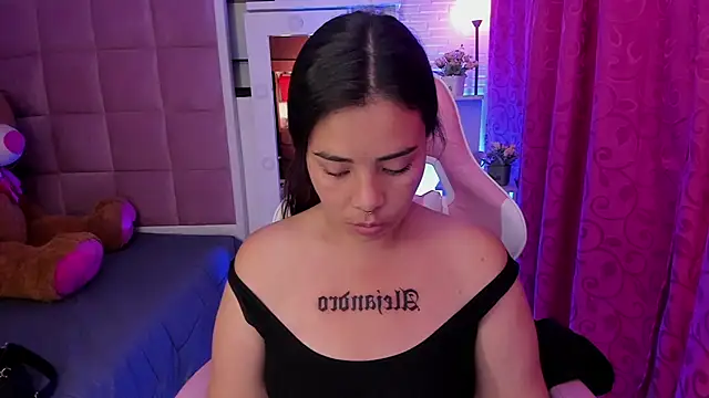 Snapshot of liany_taylor chatting on 6, 3, 2026 liany taylor online show from 6, 3, 2026