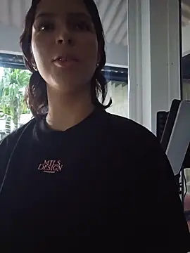 Kitty San xXx online show from 8, 6, 2026