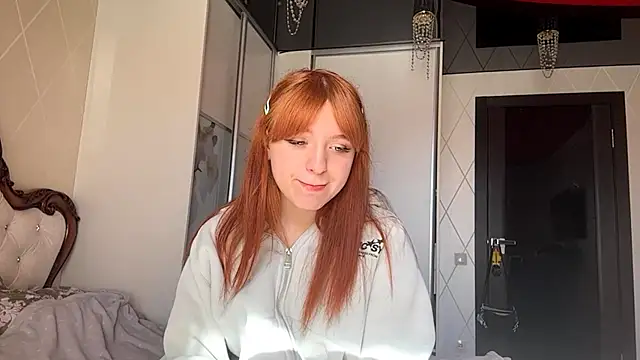 KatheyMichelfelder online show from 5, 3, 2026