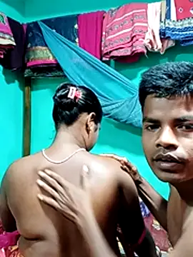 Snapshot of Your_deshibhabi25years chatting on 15, 3, 2026 Your deshibhabi25years online show from 15, 3, 2026