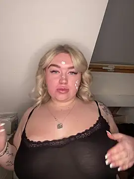 TwoWayT xx online show from 18, 2, 2026