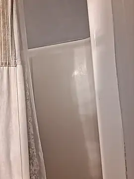 Snapshot of TrndSettr chatting on 5, 2, 2026 TrndSettr online show from 5, 2, 2026