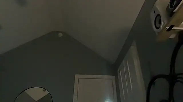 Snapshot of TrndSettr chatting on 1, 7, 2026 TrndSettr online show from 1, 7, 2026