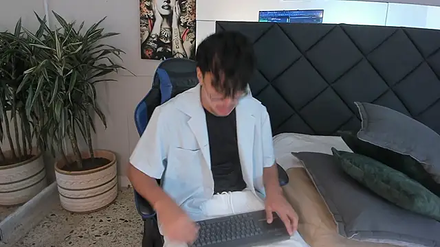 Snapshot of kai_storn chatting on 27, 2, 2026 kai storn online show from 27, 2, 2026