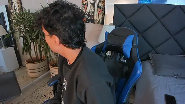 Snapshot of kai_storn chatting on 6, 3, 2026 kai storn online show from 6, 3, 2026