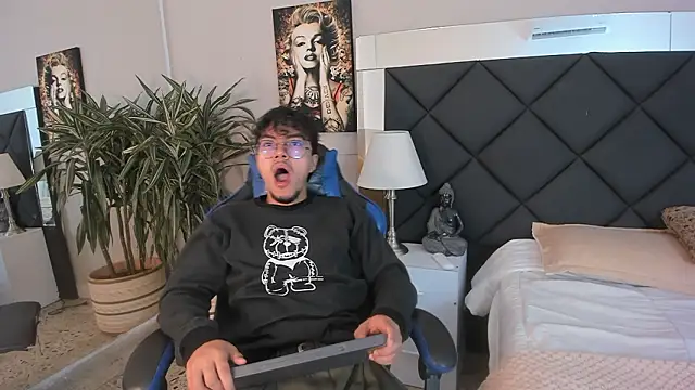 Snapshot of kai_storn chatting on 14, 3, 2026 kai storn online show from 14, 3, 2026