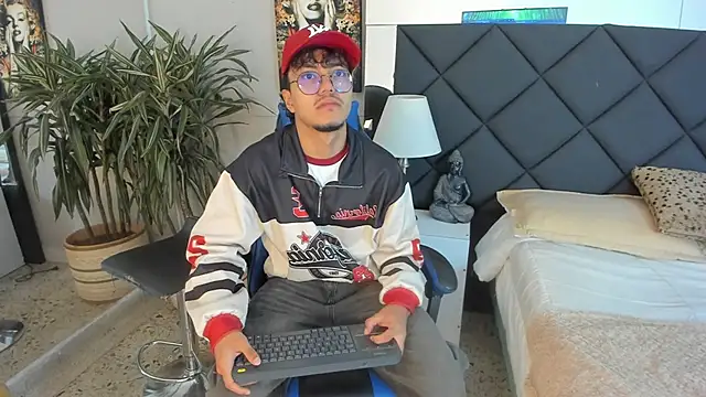 Snapshot of kai_storn chatting on 15, 3, 2026 kai storn online show from 15, 3, 2026