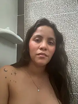 Snapshot of paulina_ponce chatting on 19, 2, 2026 paulina ponce online show from 19, 2, 2026