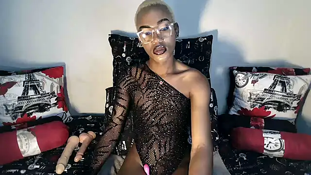 Riaanxxx online show from 1, 5, 2026