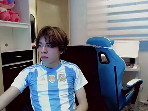 duvisex19 online show from 18, 2, 2026