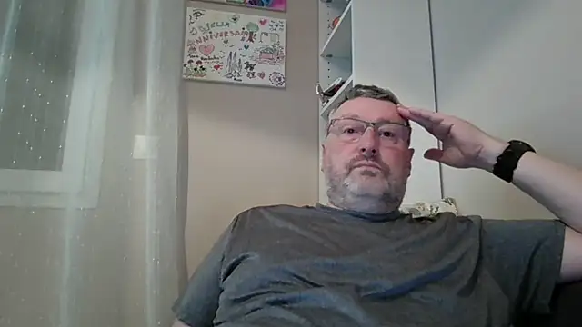 doudou310 online show from 2, 4, 2026