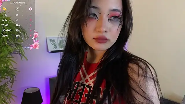 Noiry Vuvez online show from 15, 7, 2026