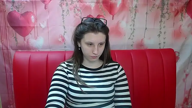 LilianaShine online show from 6, 5, 2026