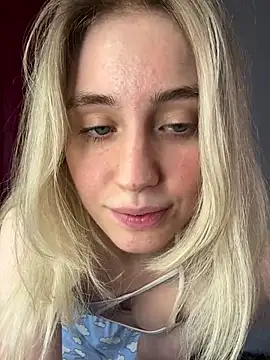LovelyMiu online show from 30, 4, 2026