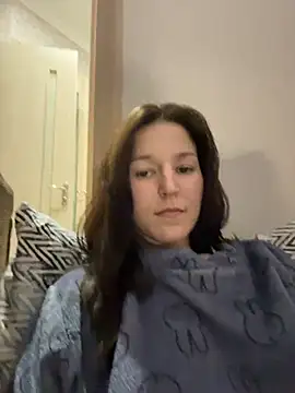 OliaLav online show from 3, 2, 2026