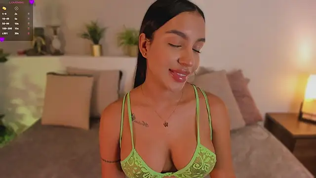 Snapshot of xiomara_cortes chatting on 29, 7, 2026 xiomara cortes online show from 29, 7, 2026