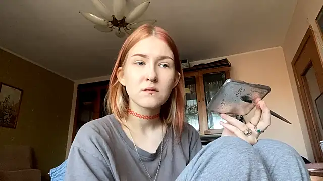 Snapshot of LaureenVielma chatting on 11, 2, 2026 LaureenVielma online show from 11, 2, 2026