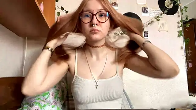 Snapshot of LaureenVielma chatting on 13, 3, 2026 LaureenVielma online show from 13, 3, 2026