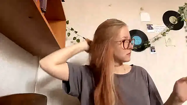 Snapshot of LaureenVielma chatting on 21, 3, 2026 LaureenVielma online show from 21, 3, 2026