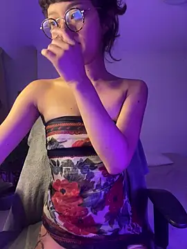 Snapshot of Miamhua-Cat- chatting on 6, 2, 2026 Miamhua-Cat- online show from 6, 2, 2026