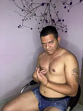 Snapshot of Loaisn chatting on 3, 2, 2026 Loaisn online show from 3, 2, 2026