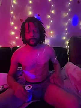 Snapshot of magic_man1085 chatting on 7, 3, 2026 magic man1085 online show from 7, 3, 2026