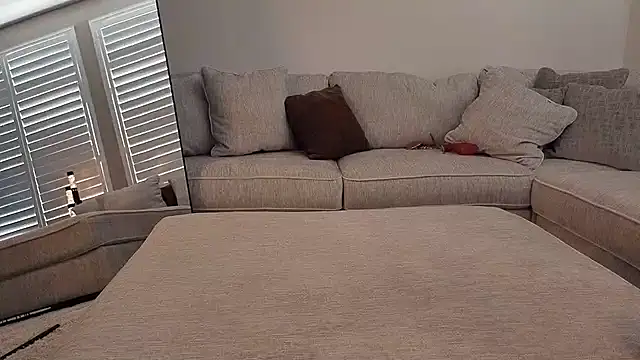 Snapshot of Hot_Wife_Amber chatting on 9, 3, 2026 Hot Wife Amber online show from 9, 3, 2026