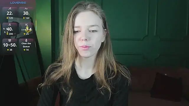 Snapshot of _Tina_Tayllor_ chatting on 3, 3, 2026 Tina Tayllor online show from 3, 3, 2026