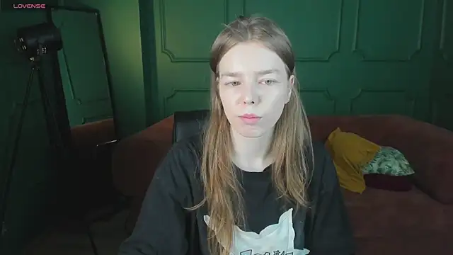 Snapshot of _Tina_Tayllor_ chatting on 16, 3, 2026 Tina Tayllor online show from 16, 3, 2026