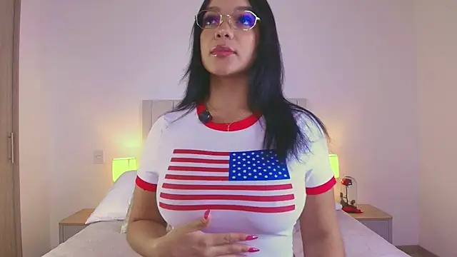 Anna-Lynn online show from 5, 7, 2026