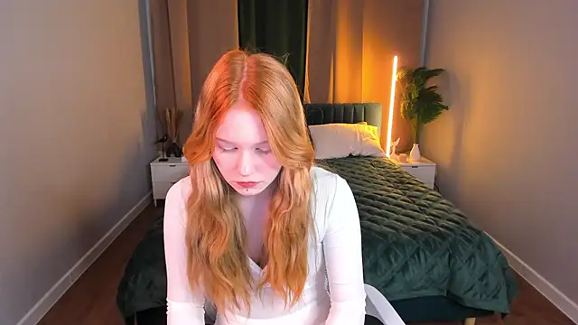 Julia Anis online show from 13, 2, 2026