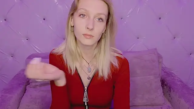 Akiro Kim7 online show from 13, 3, 2026