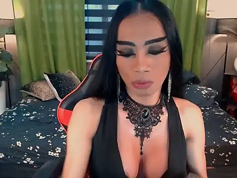 Snapshot of VeshtidaTS chatting on 4, 3, 2026 VeshtidaTS online show from 4, 3, 2026