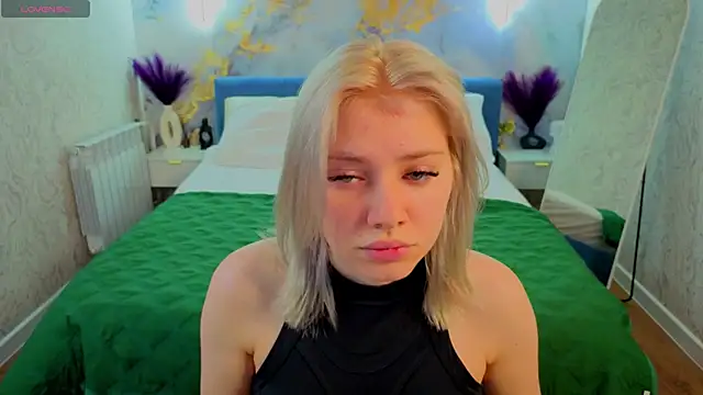 Kate Krose online show from 26, 4, 2026