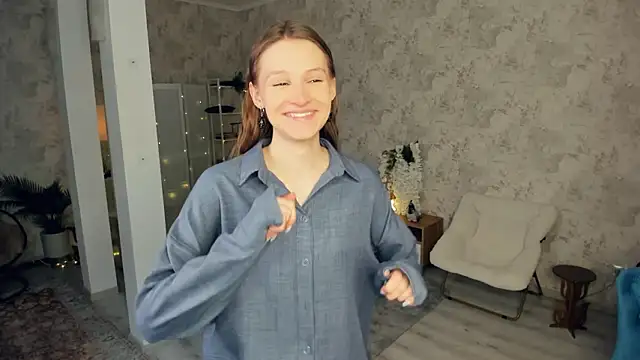 LianneBynon online show from 13, 2, 2026