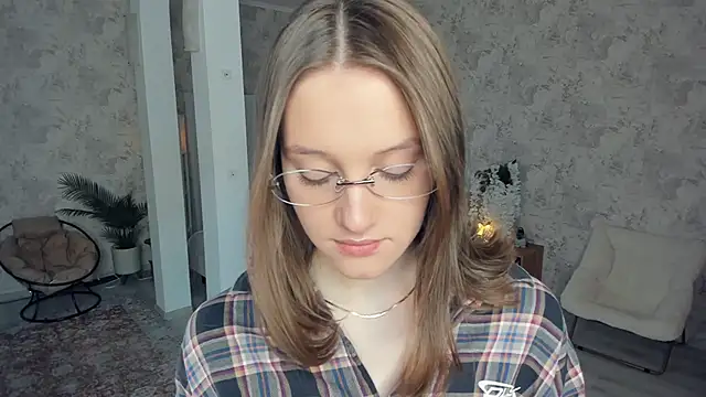 LianneBynon online show from 8, 3, 2026