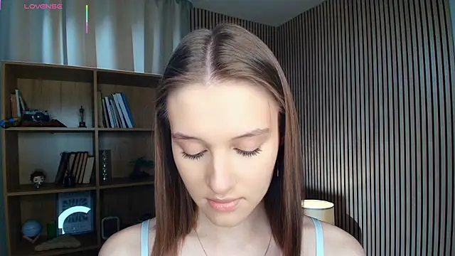 LianneBynon online show from 3, 8, 2026