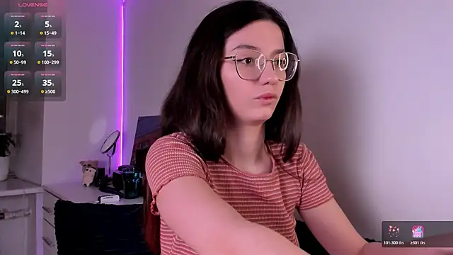 Snapshot of miabellee_ chatting on 20, 3, 2026 miabellee online show from 20, 3, 2026