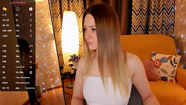 Snapshot of cherrykississ chatting on 18, 3, 2026 cherrykississ online show from 18, 3, 2026