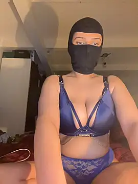 Snapshot of HelinHot chatting on 28, 2, 2026 HelinHot online show from 28, 2, 2026