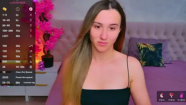 JasminUqueen online show from 23, 6, 2026