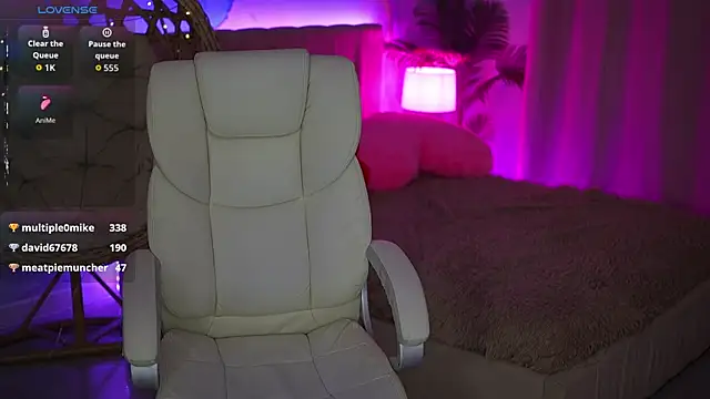 Snapshot of OliviaMoore_ chatting on 16, 3, 2026 OliviaMoore online show from 16, 3, 2026