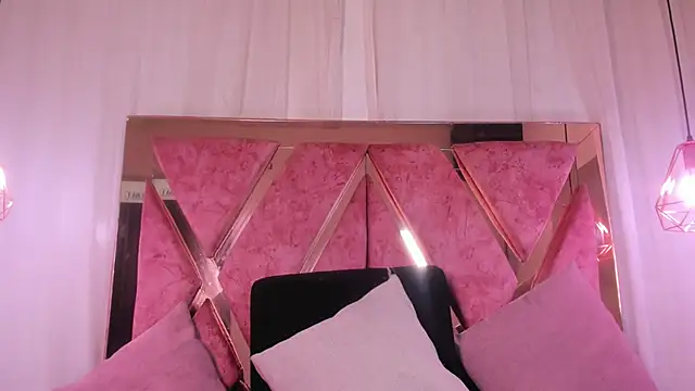 shantal cooper  online show from 22, 3, 2026