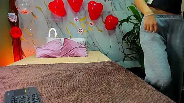 Snapshot of Amanda_Rossi chatting on 15, 2, 2026 Amanda Rossi online show from 15, 2, 2026