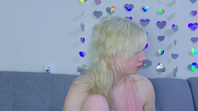 Snapshot of BladeSonya chatting on 8, 3, 2026 BladeSonya online show from 8, 3, 2026