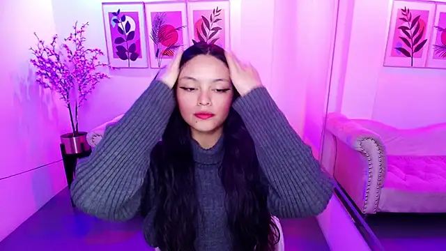 Maddie T18 online show from 27, 7, 2026