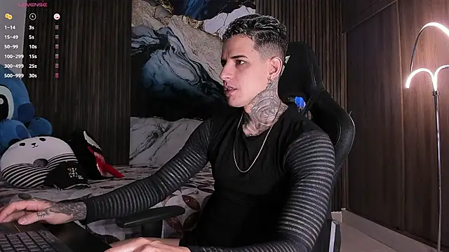 Snapshot of trisstann_ chatting on 12, 3, 2026 trisstann online show from 12, 3, 2026