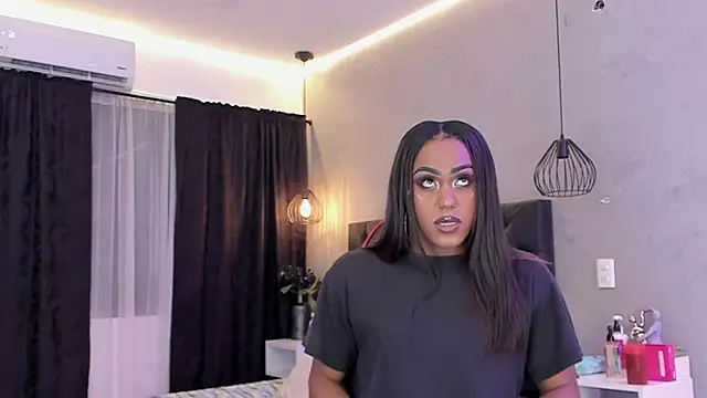 naomi  blair online show from 30, 6, 2026