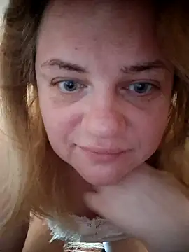 Snapshot of VitniKis chatting on 9, 3, 2026 VitniKis online show from 9, 3, 2026